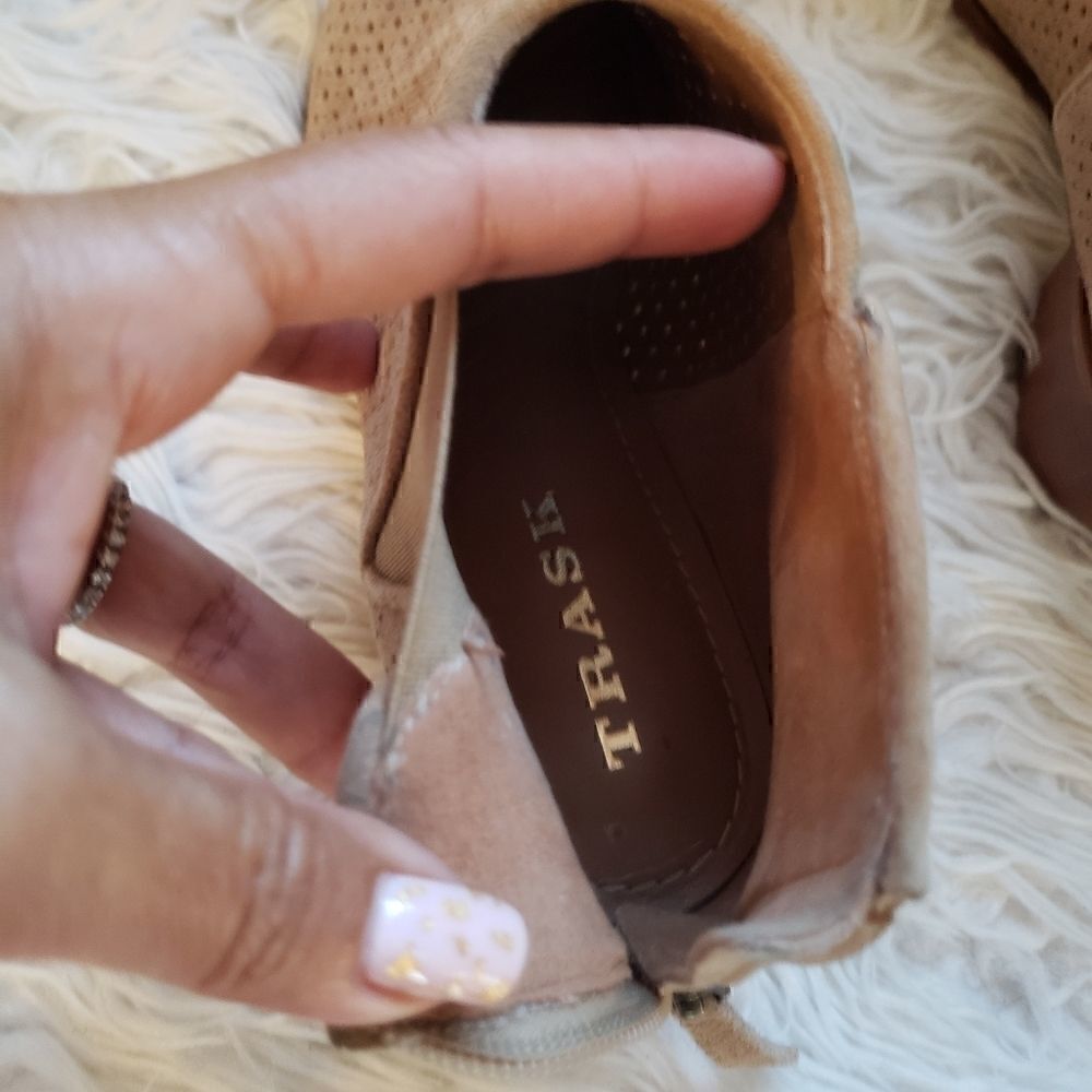 Sale-Trask Tisha Perf Bootie 7.5 - Picture 6 of 8